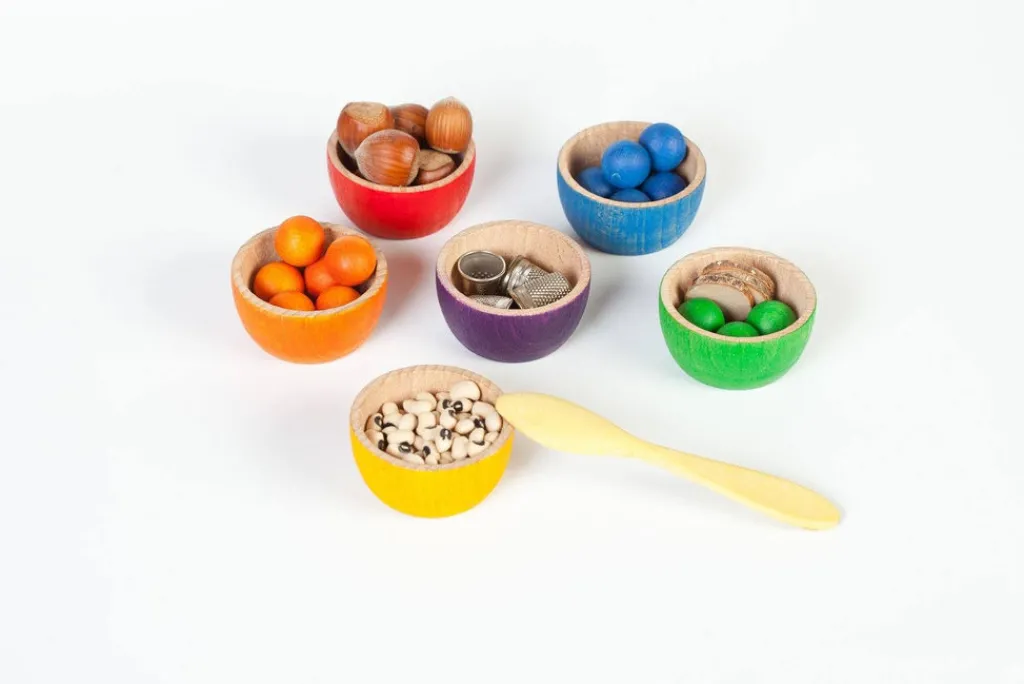 Grapat 6 houten kommetjes en 36 knikkers - 6 kleuren - Best