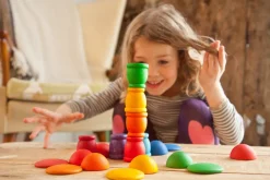 Grapat 12 houten potjes - regenboogkleuren - Sale