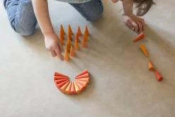 Grapat 36 orange cone elementen - houten Mandala - Outlet