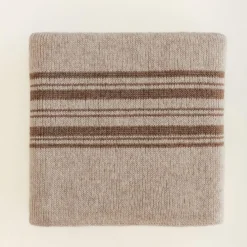 Hvid Deken Gilbert - Sand / Walnut - Outlet