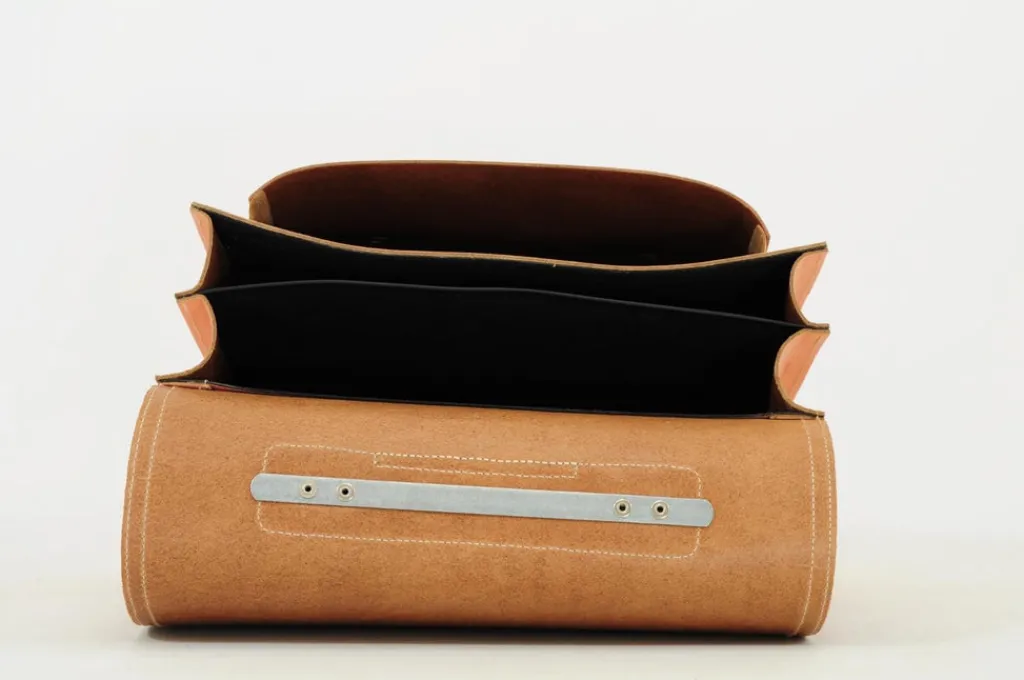 Own Stuff Lederen boekentas met gespen - Peach - Hot