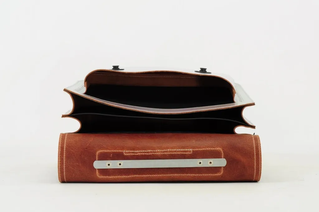 Own Stuff Lederen boekentas met magneetsluiting - Silver - Online