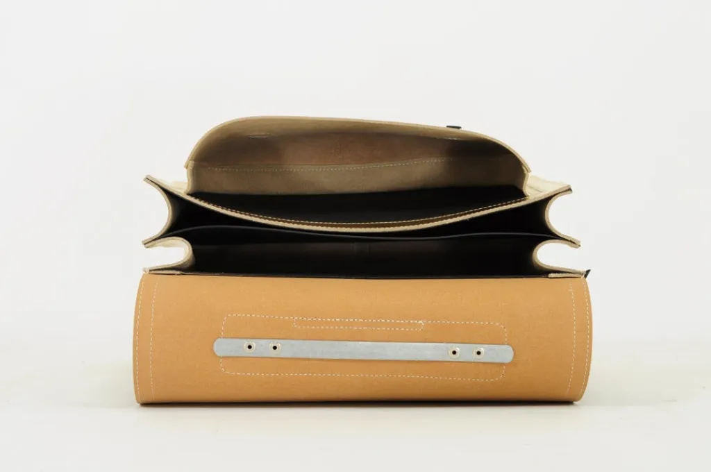Own Stuff Lederen boekentas met magneetsluiting - Gold - Outlet