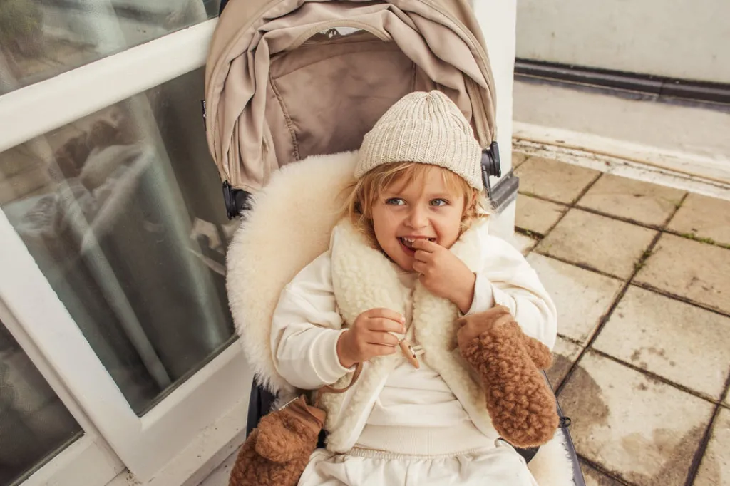 BINIBAMBA Merino wol snuggle vest - Milk - Best
