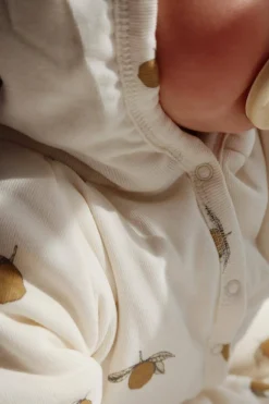 Konges Slojd New born onesie met kap - Lemon - Clearance